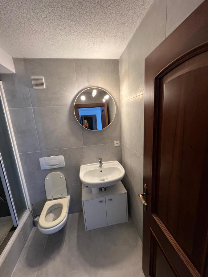 Tiny Apartment With Amazing View, Garden & Terras Schattdorf Dış mekan fotoğraf